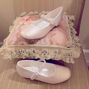 Girls Mary Jane dress/party low heels